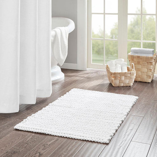 Lasso 24" Bath Rug White Olliix.com