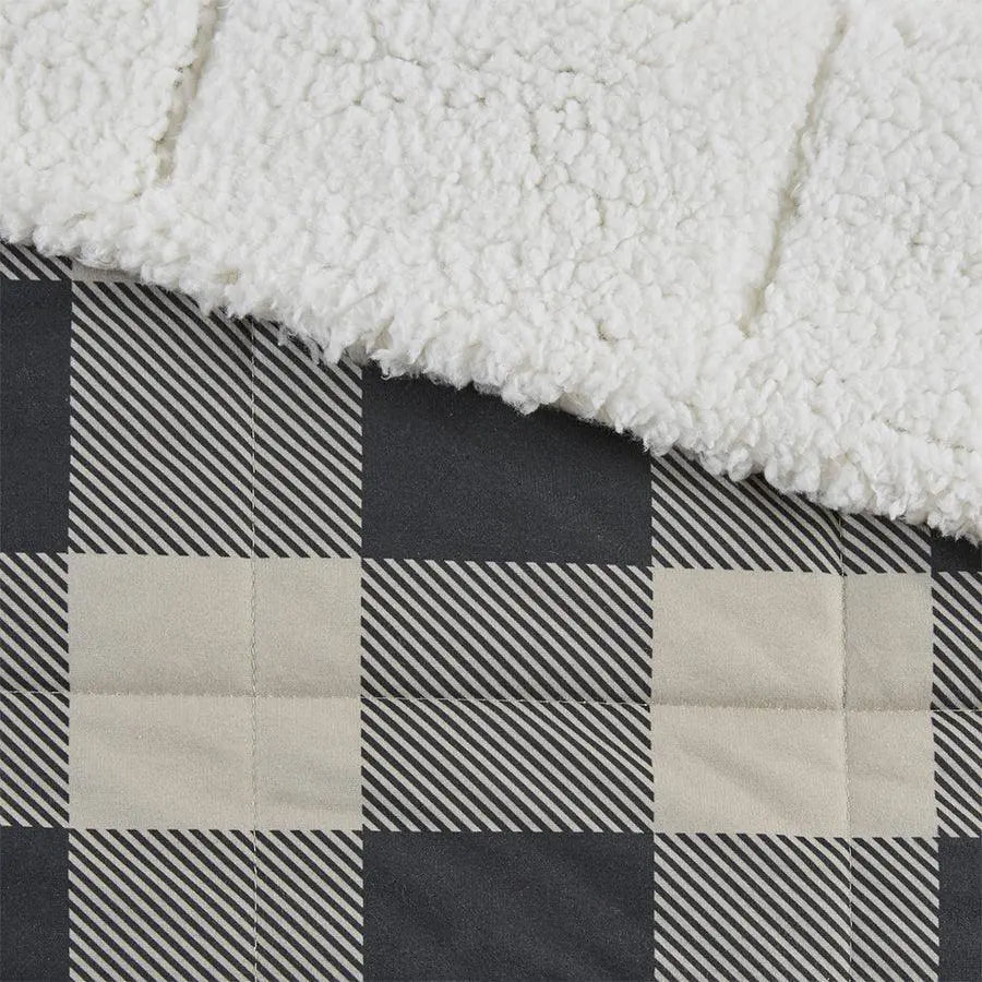 Linden Lodge Oversized Softspun Down Alternative Throw 50x70" Tan Olliix.com