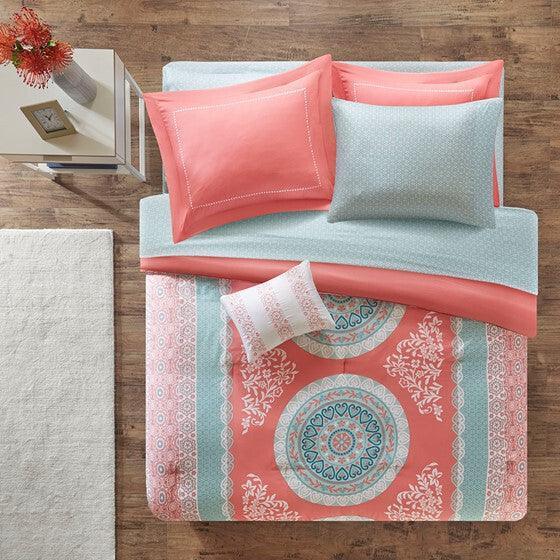 Loretta Comforter  Full Coral Olliix.com