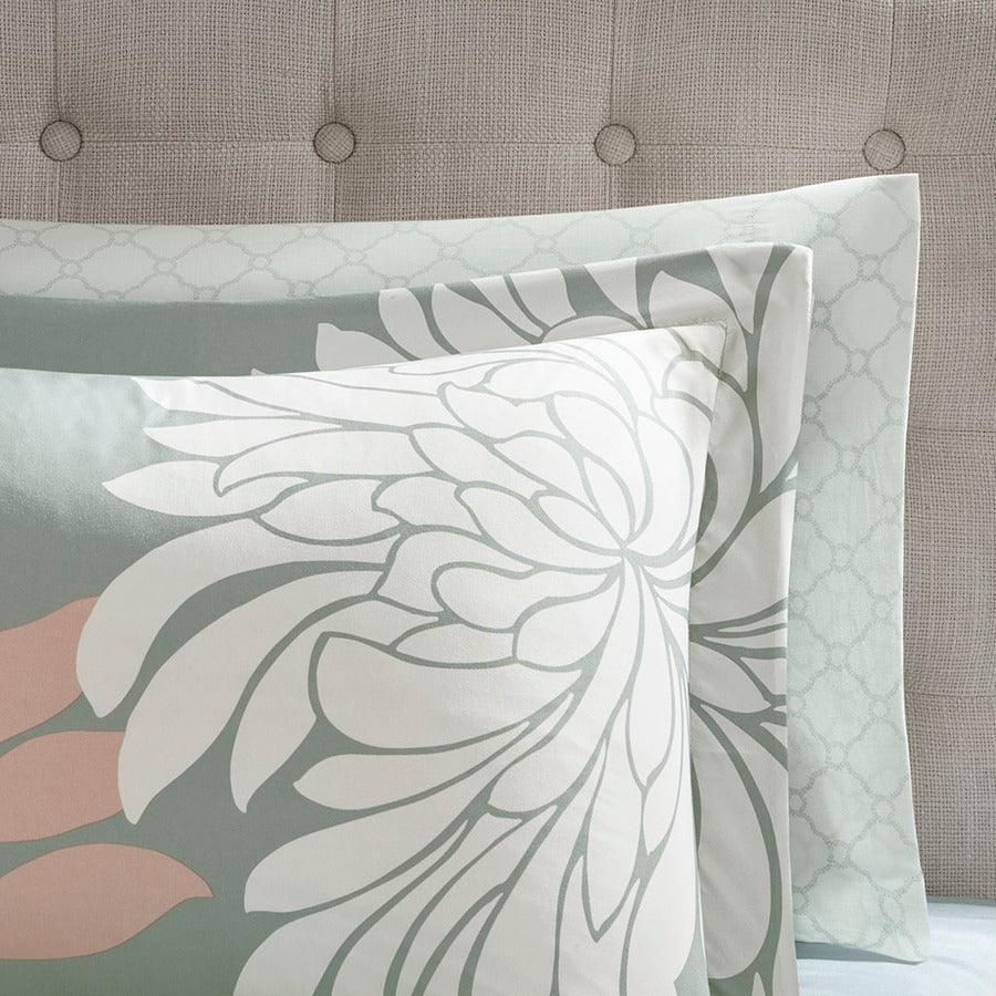 Maible Transitional Complete Comforter and Cotton Sheet Set Blush | Gray Cal King Olliix.com