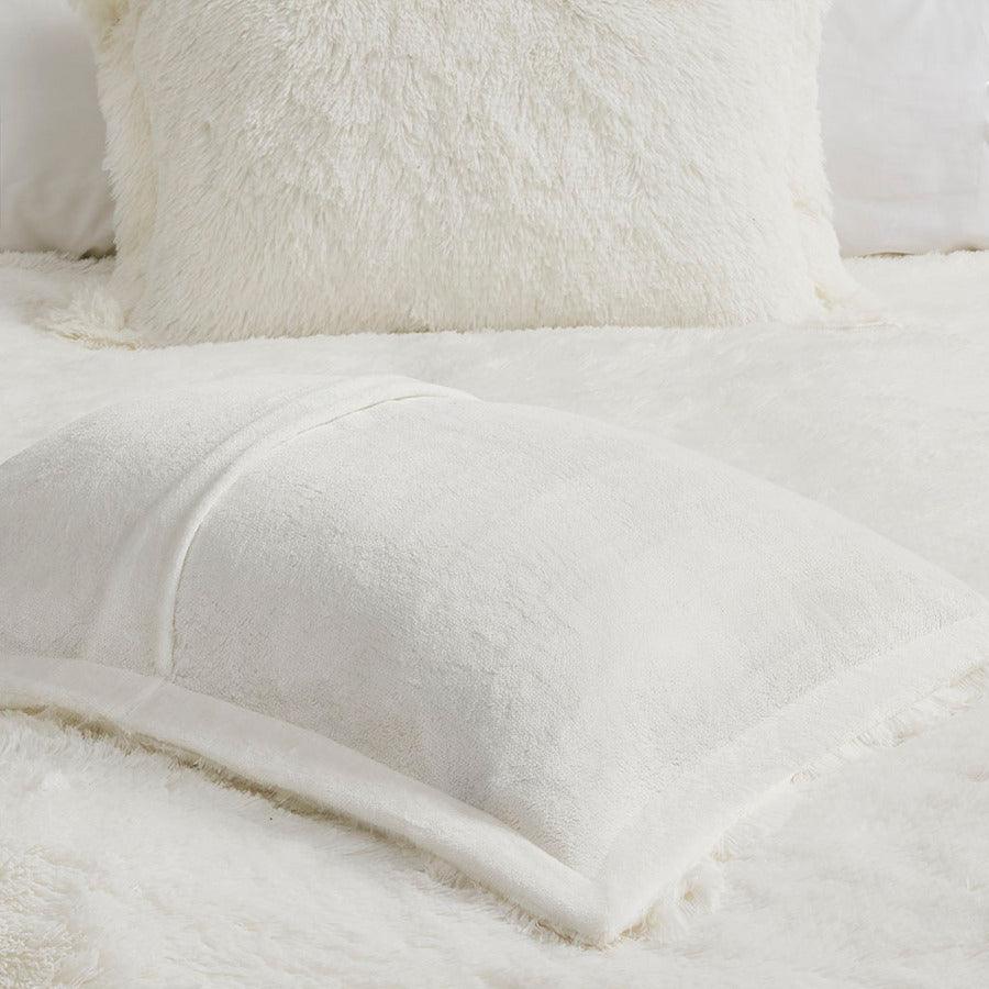 Malea Casual Shaggy Fur Duvet Cover Set Full/Queen Ivory Olliix.com