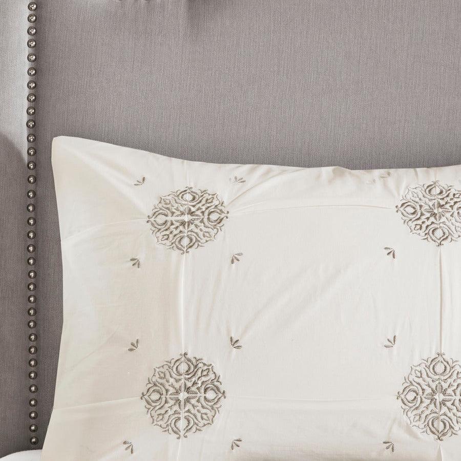 Malia Shabby Chic 4 Piece Embroidered Cotton Reversible Duvet Cover Set Full/Queen Ivory Olliix.com