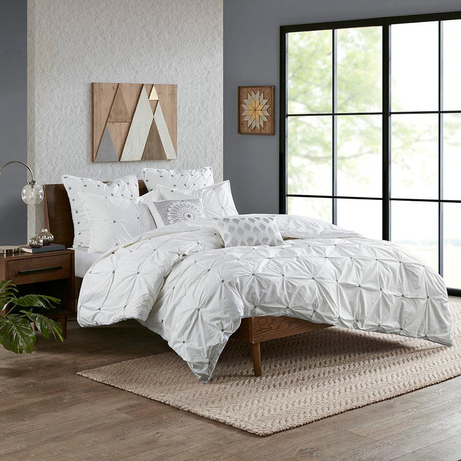 Masie King/California King 3 Piece Elastic Embroidered Cotton Duvet Cover Set White Olliix.com