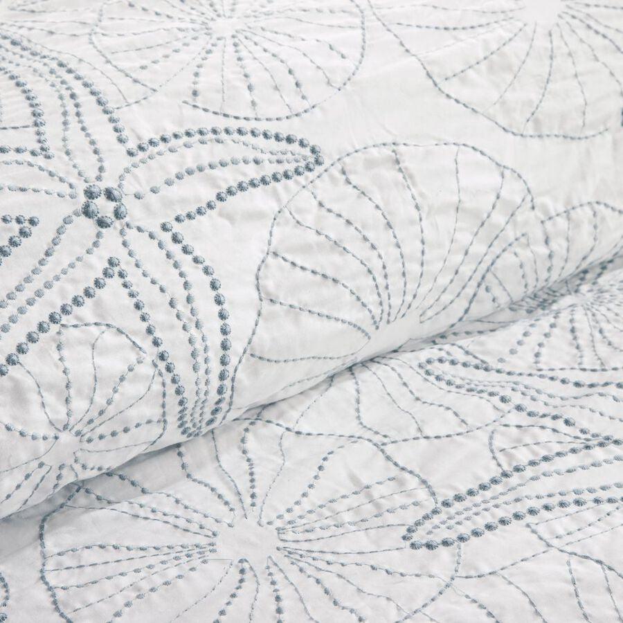 Maya Bay Comforter Set White Queen Olliix.com