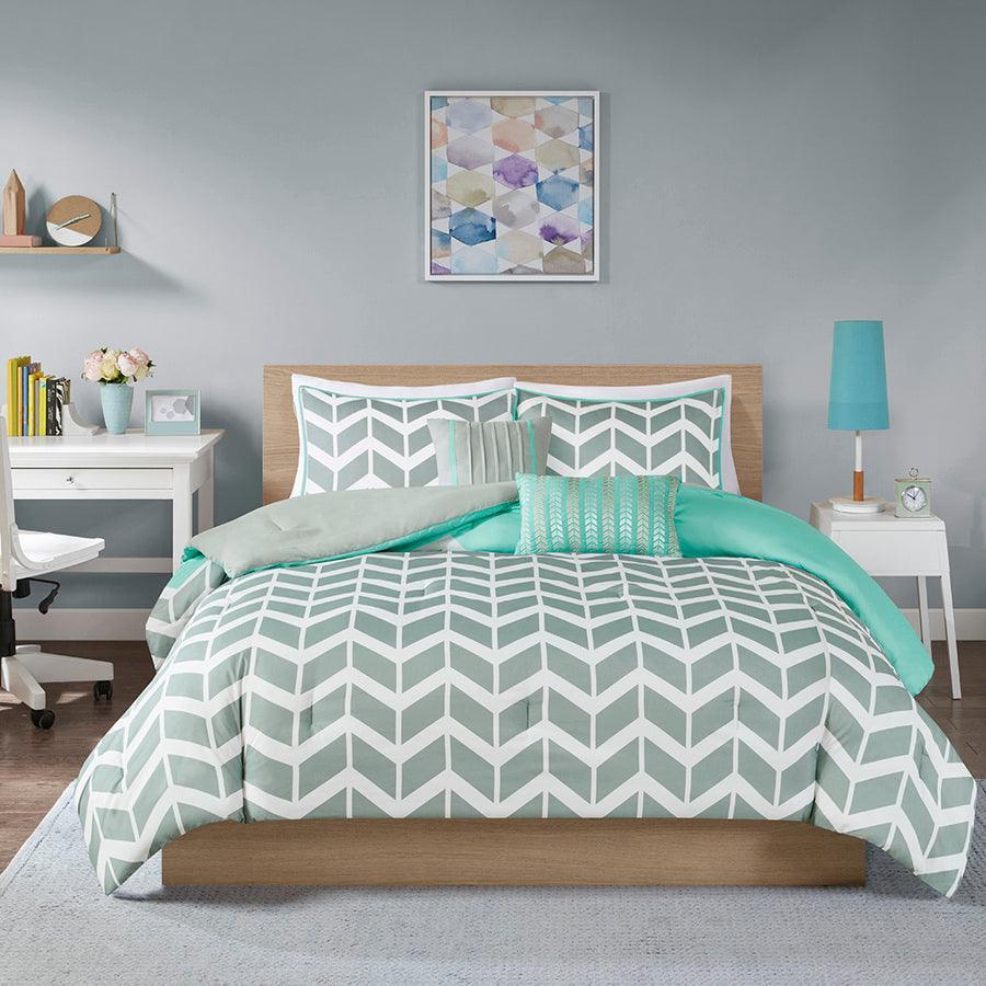 Nadia 20 " D Comforter Set Teal Twin/Twin XL Olliix.com