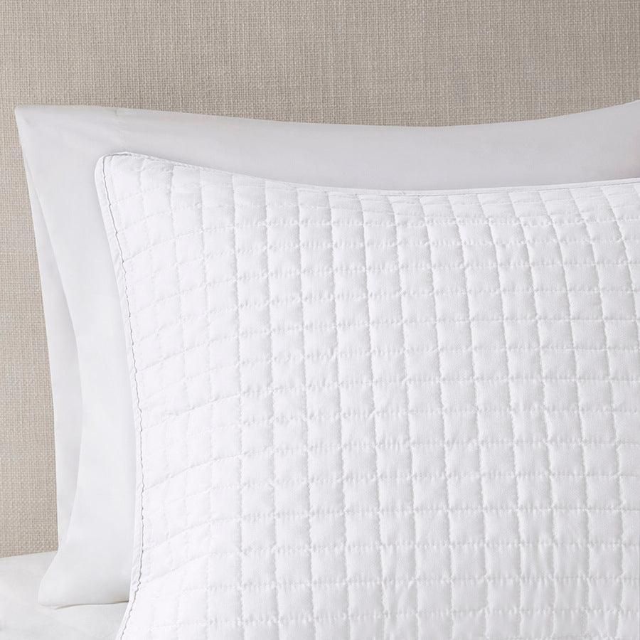 Otto Full/Queen 3 Piece Reversible Coverlet Set White Olliix.com