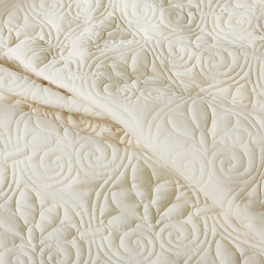 Quebec King 3 Piece Fitted Bedspread Set Cream Olliix.com