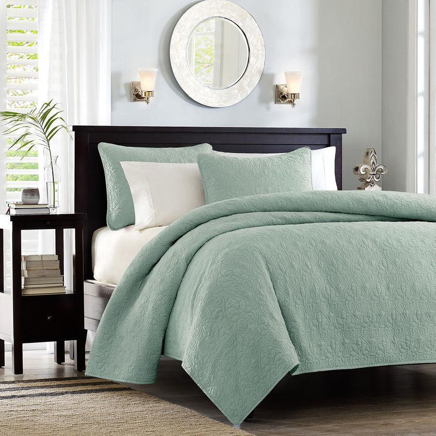 Quebec King/California King Reversible Coverlet Set Seafoam Olliix.com