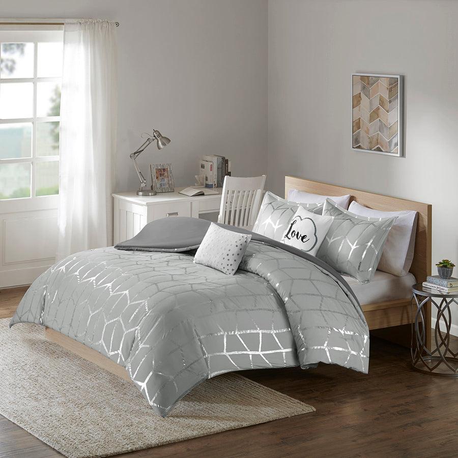 Raina King/California King Metallic Printed Duvet Cover Set Gray & Silver Olliix.com