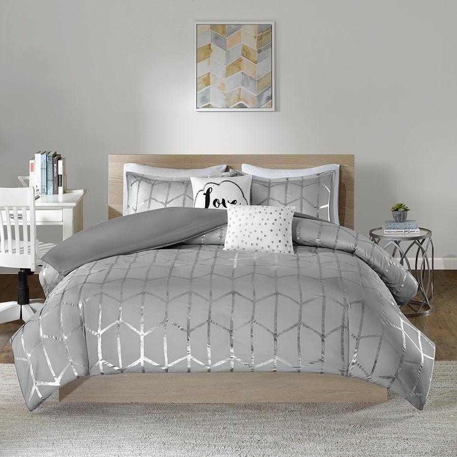 Raina King/California King Metallic Printed Duvet Cover Set Gray & Silver Olliix.com