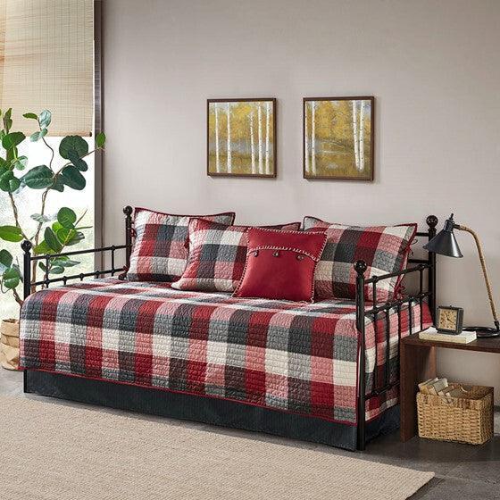 Ridge Coverlet & Bedspread  Daybed Red Olliix.com