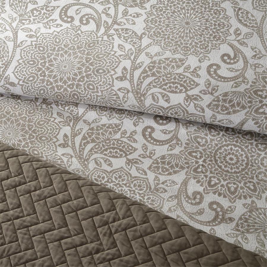 Sophia Queen Transitional Comforter Set Ivory Olliix.com