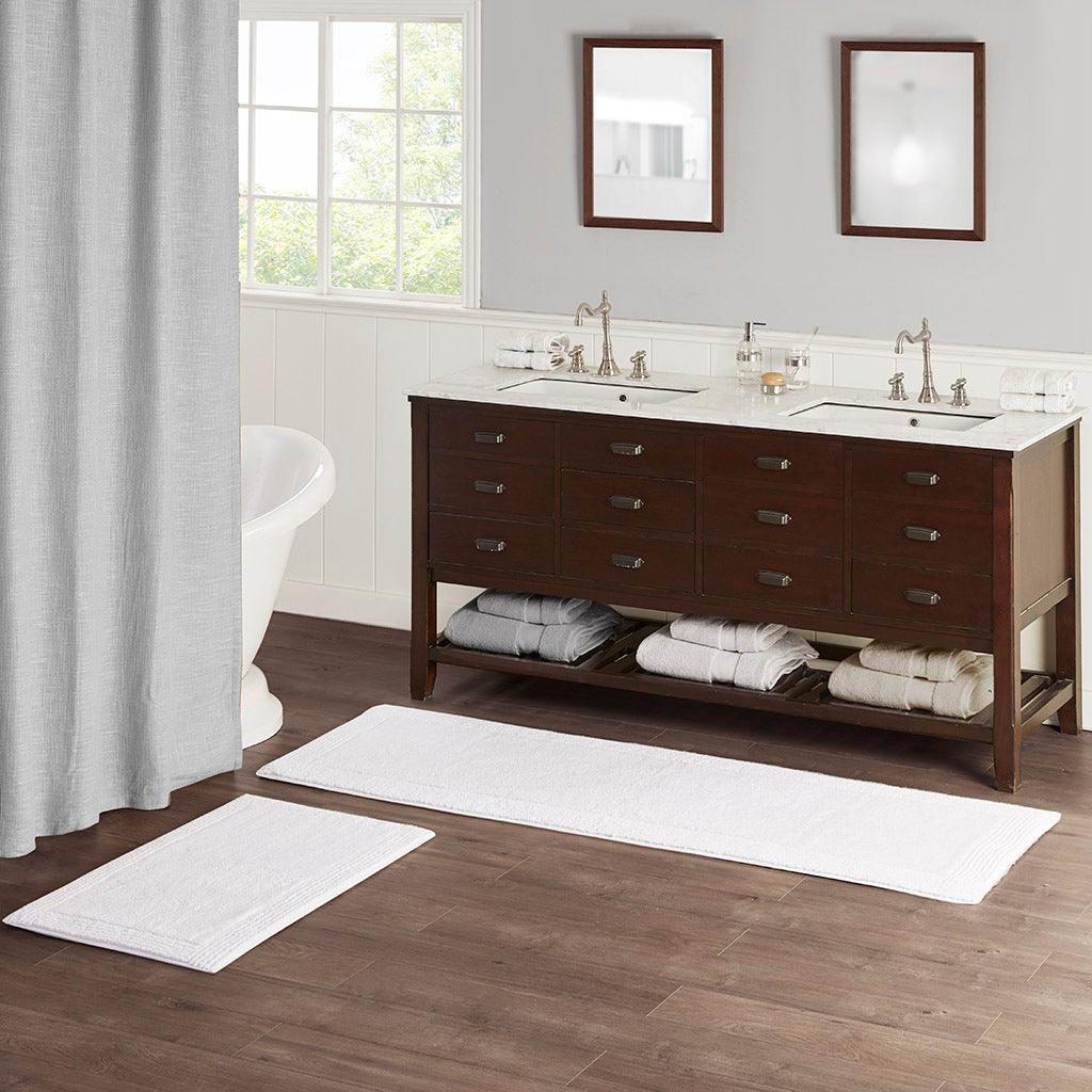 Splendor 21" Bath Rug White Olliix.com