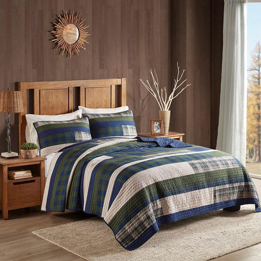 Spruce Lodge/Cabin Hill Oversized Cotton Quilt Mini Set King/ Cal King Green Olliix.com