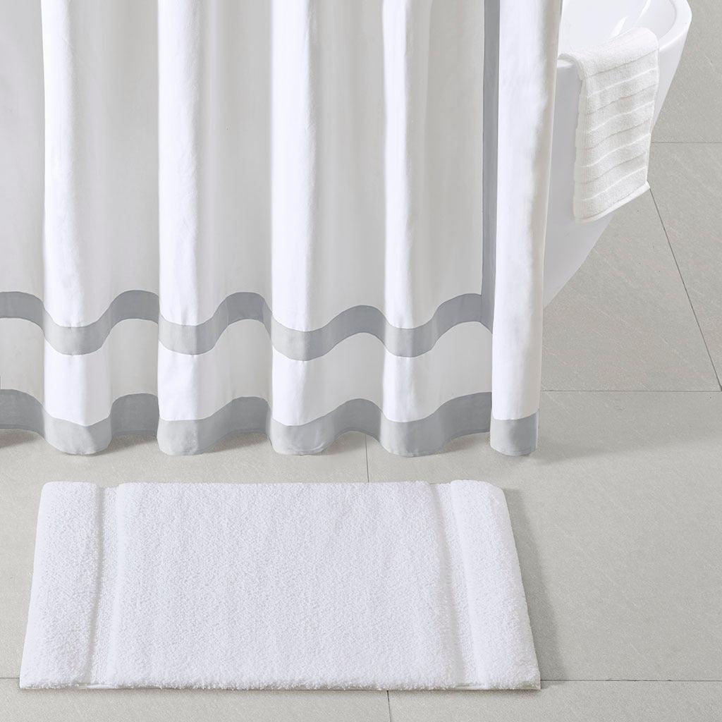 Stria 20" Bath Rug White Olliix.com