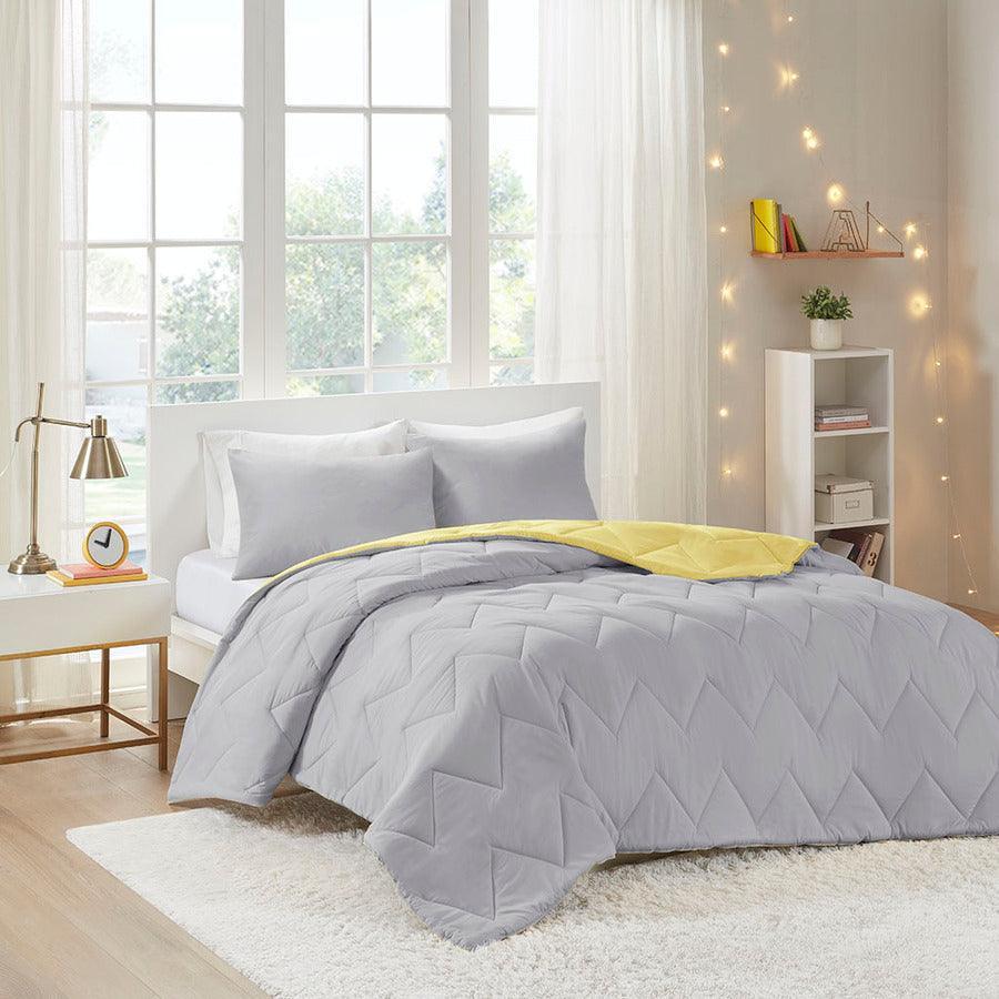 Trixie Casual Reversible Comforter Mini Set Gray King Olliix.com