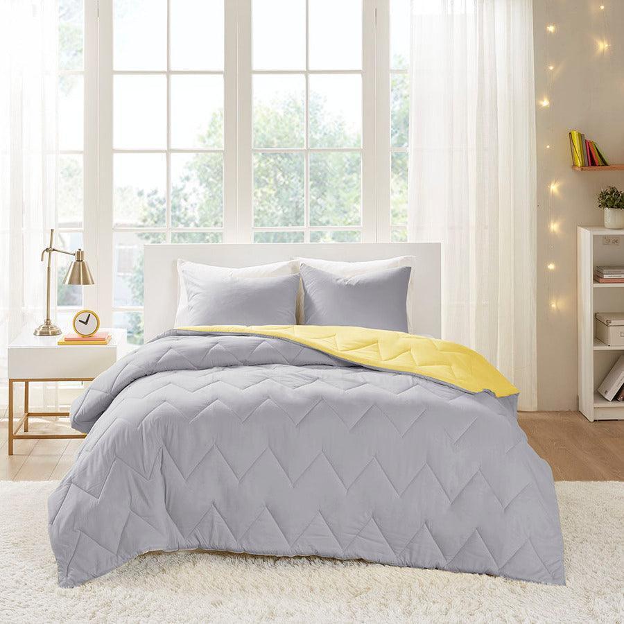 Trixie Casual Reversible Comforter Mini Set Gray King Olliix.com