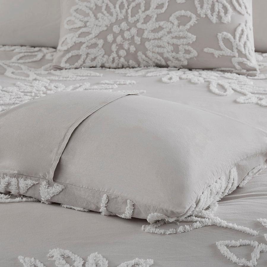 Veronica 3 Piece Chenille Floral Duvet Cover Set King/Cal King Gray & Whit Olliix.com