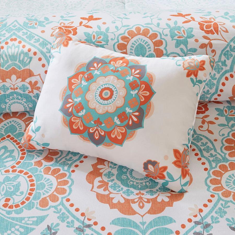 Vinnie Intelligent Design Comforter and Sheet Set Aqua Queen Olliix.com