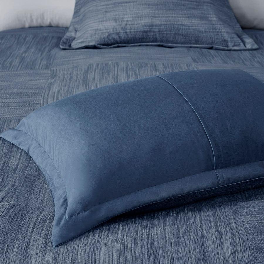 Walter Transitional 3 Piece Printed Seersucker Duvet Cover Set King/Cal King Navy Olliix.com