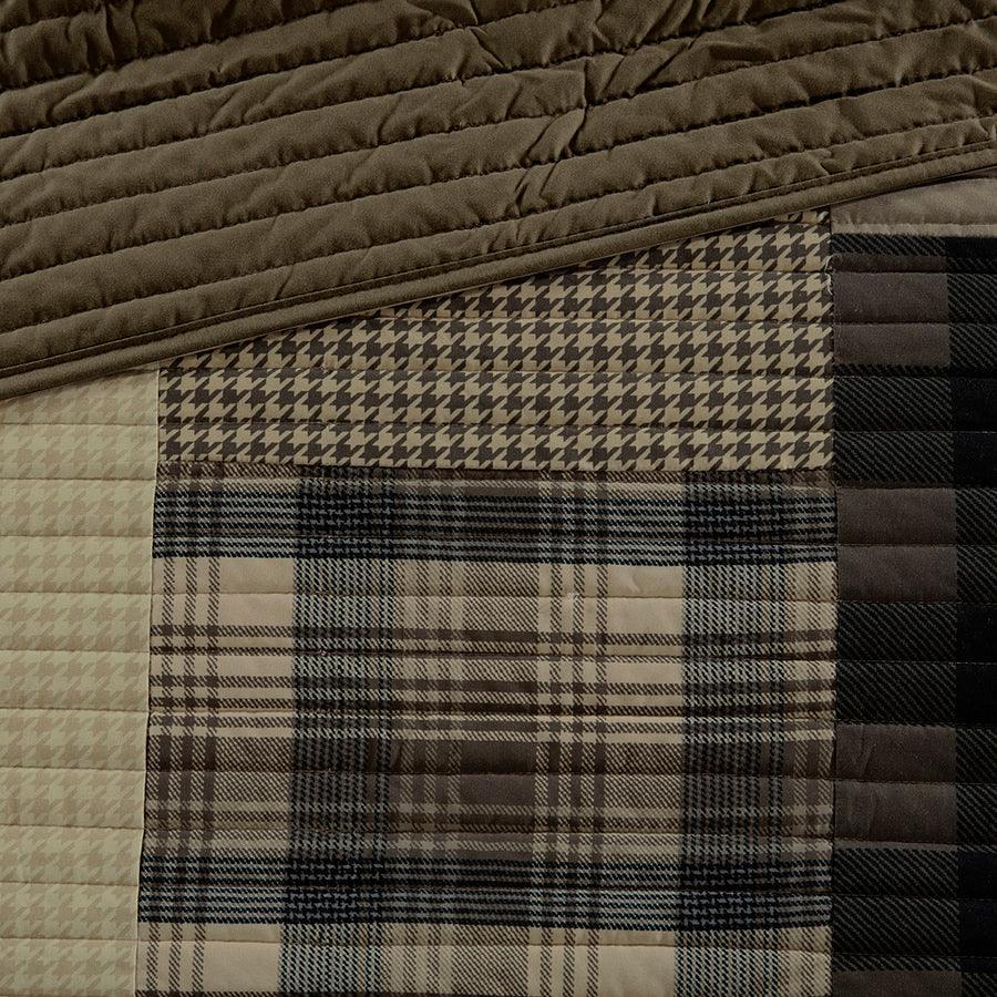 Winter Lodge/Cabin Hills Oversized Cotton Quilt Set King/Cal King Tan Olliix.com