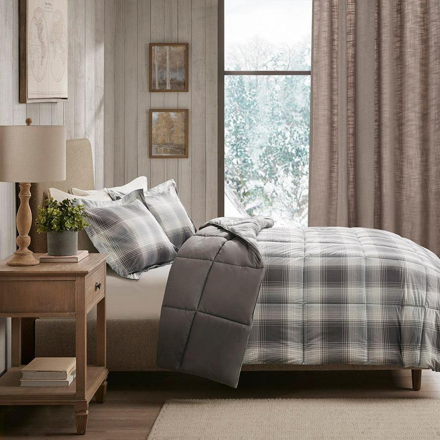 Woodsman Transitional Softspun Down Alternative Comforter Mini Set Gray King Olliix.com