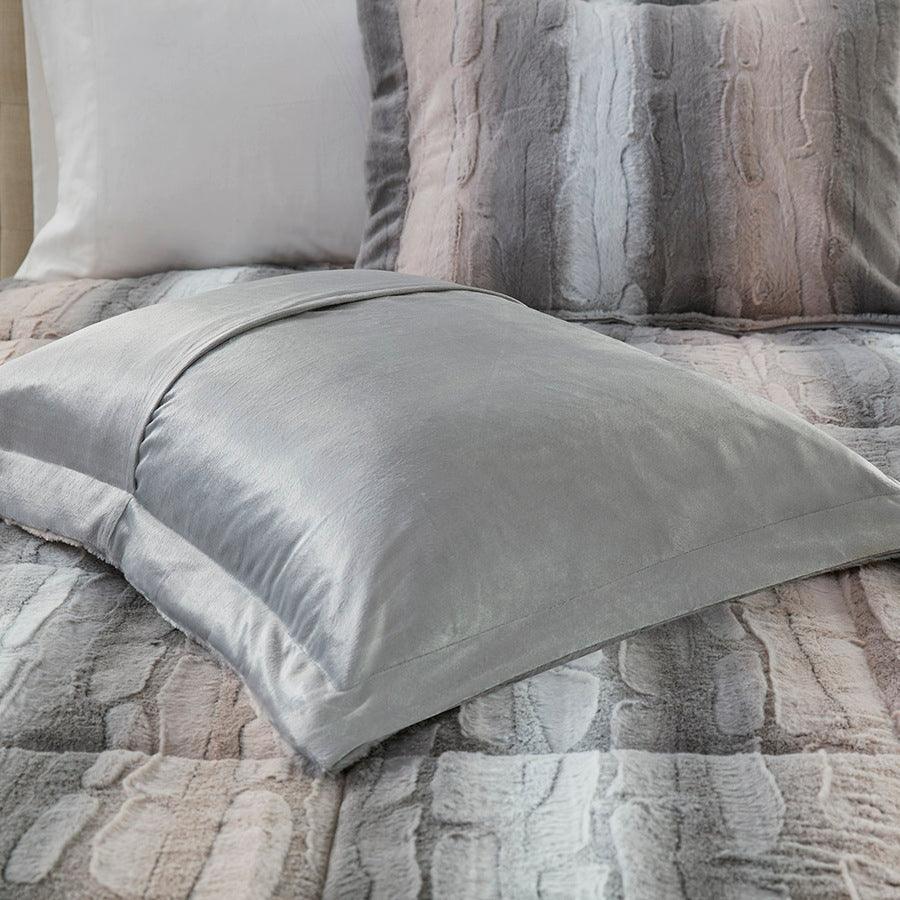 Zuri Full/Queen Comforter (Set) Blush/Gray Olliix.com