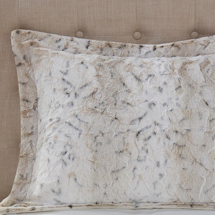 Zuri Full/Queen Comforter (Set) Snow Leopard Olliix.com